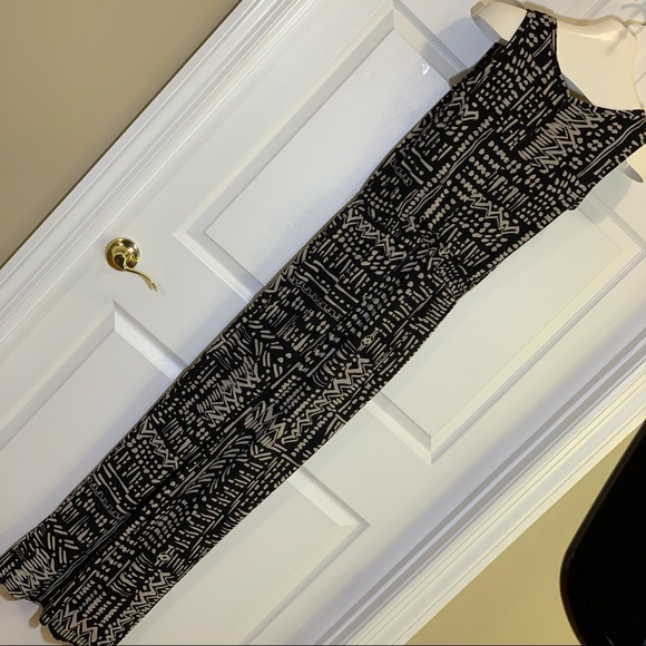 Calvin Klein Tan & White Print Jumpsuit Size 2 - Picture 4 of 6